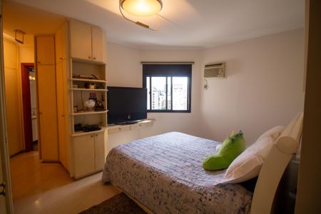 Apartamento para alugar com 122m², 3 quartos e 2 vagasQuarto 3 - Suíte