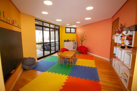 Apartamento para alugar com 122m², 3 quartos e 2 vagasÁrea comum - Brinquedoteca