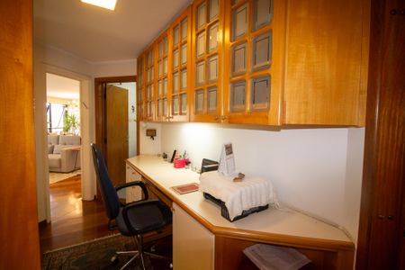 Apartamento para alugar com 122m², 3 quartos e 2 vagasEscritório