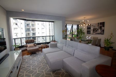 Apartamento para alugar com 122m², 3 quartos e 2 vagasSala