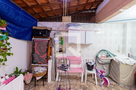 Casa de condomínio para alugar com 70m², 2 quartos e 3 vagas