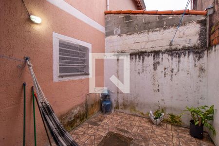 Casa de condomínio para alugar com 70m², 2 quartos e 3 vagas