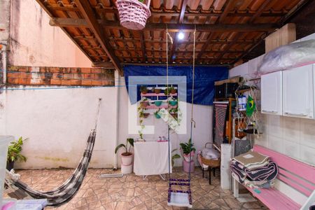 Casa de condomínio para alugar com 70m², 2 quartos e 3 vagas