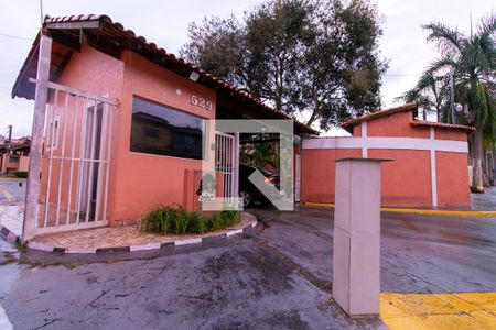 Casa de condomínio para alugar com 70m², 2 quartos e 3 vagas