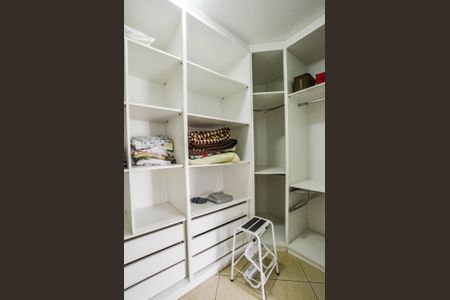 Casa à venda com 125m², 3 quartos e 4 vagasQuarto Suíte