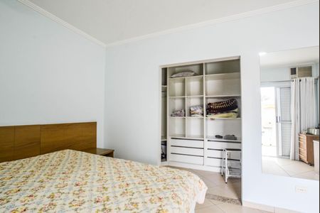 Casa à venda com 125m², 3 quartos e 4 vagasQuarto Suíte