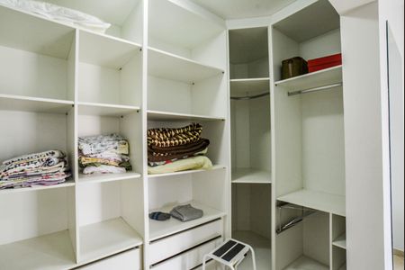 Casa à venda com 125m², 3 quartos e 4 vagasQuarto Suíte