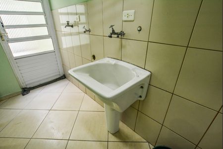 Casa à venda com 125m², 3 quartos e 4 vagasÁrea de Serviço