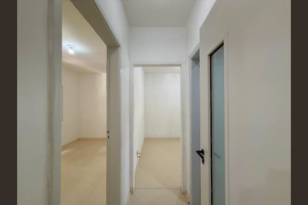 Corredor Quartos  de apartamento à venda com 2 quartos, 48m² em Santo Amaro, São Paulo
