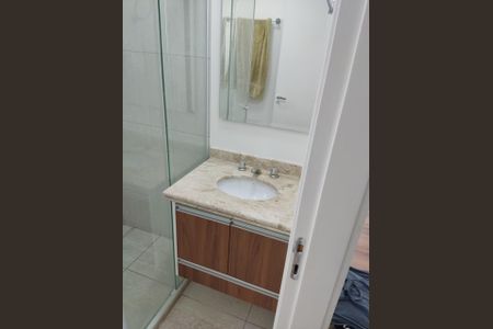 Apartamento para alugar com 69m², 2 quartos e 2 vagasBanheiro 