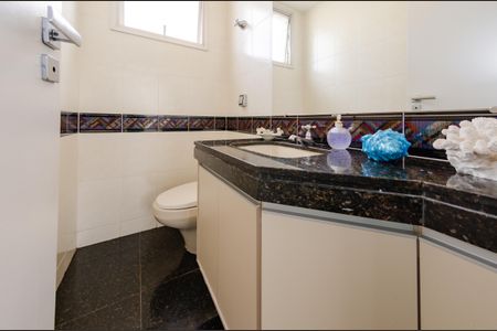 Apartamento à venda com 144m², 3 quartos e 3 vagasLavabo