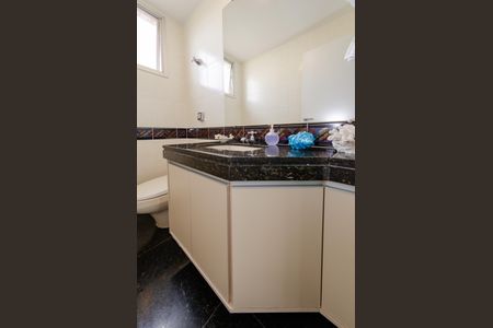 Apartamento à venda com 144m², 3 quartos e 3 vagasLavabo