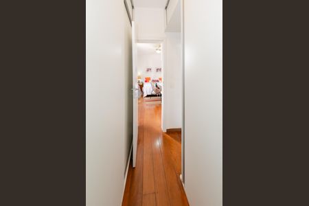 Apartamento à venda com 144m², 3 quartos e 3 vagasCloset suíte