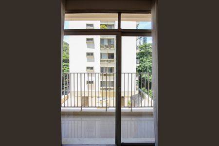 Apartamento para alugar com 130m², 2 quartos e 2 vagas