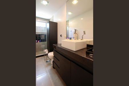 Apartamento para alugar com 130m², 2 quartos e 2 vagas