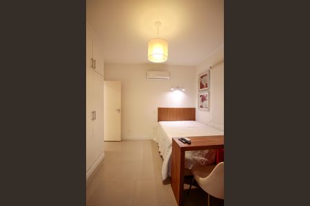 Apartamento para alugar com 130m², 2 quartos e 2 vagas