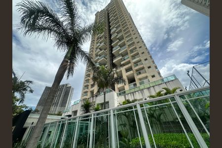 Apartamento à venda com 136m², 3 quartos e 2 vagasFachada