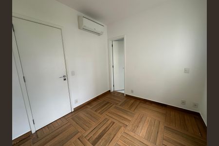 Apartamento à venda com 136m², 3 quartos e 2 vagasSuíte 3