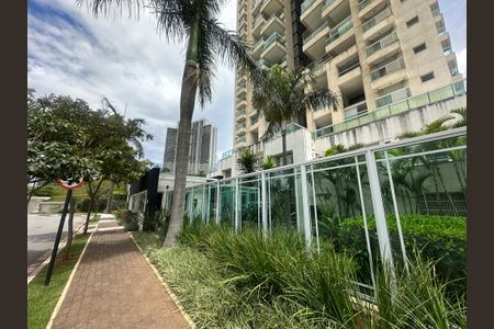 Apartamento à venda com 136m², 3 quartos e 2 vagasFachada e portaria