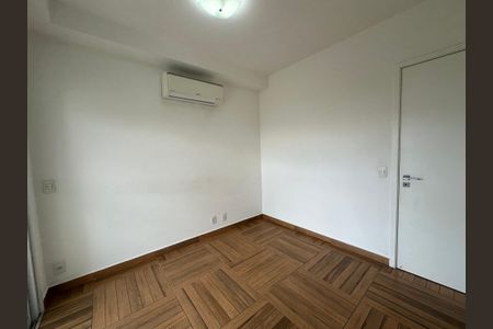 Apartamento à venda com 136m², 3 quartos e 2 vagasSuíte 2