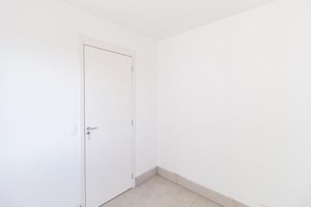 Quarto 1 de apartamento para alugar com 2 quartos, 35m² em Chacara Santa Lucia, Carapicuíba