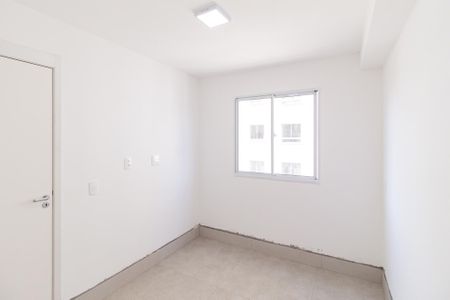 Quarto 2 de apartamento para alugar com 2 quartos, 35m² em Chacara Santa Lucia, Carapicuíba