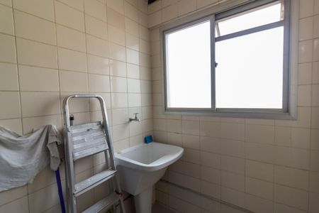 Apartamento para alugar com 55m², 2 quartos e 1 vagaÁrea de Serviço