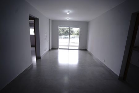 Apartamento para alugar com 3 quartos, 92m² em Setor Leste Universitário, Goiânia