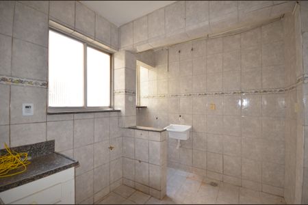 Apartamento para alugar com 60m², 2 quartos e sem vagaCozinha e Área de Serviço