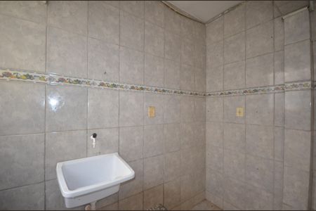 Apartamento para alugar com 60m², 2 quartos e sem vagaCozinha e Área de Serviço