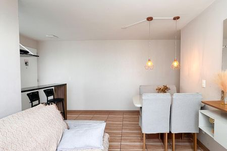 Sala de apartamento para alugar com 2 quartos, 50m² em Santa Terezinha, São Bernardo do Campo