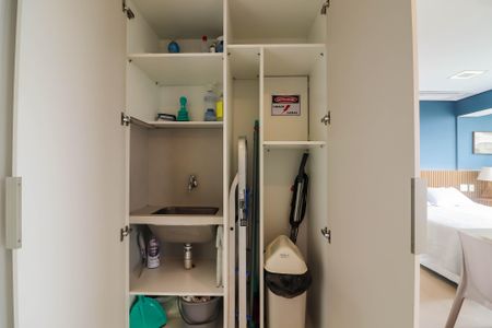 Studio para alugar com 35m², 1 quarto e 1 vaga Studio para alugar com 35m², 1 quarto e 1 vagaStudio