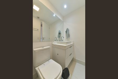 Apartamento à venda com 137m², 3 quartos e 3 vagasBanheiro da Suíte 2