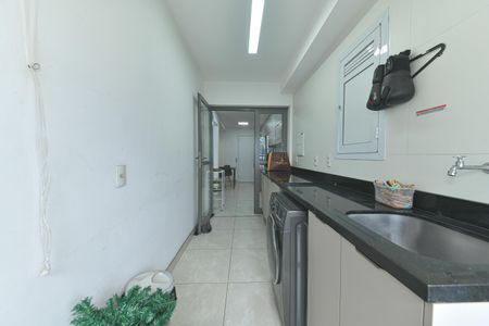 Apartamento à venda com 137m², 3 quartos e 3 vagasLavanderia