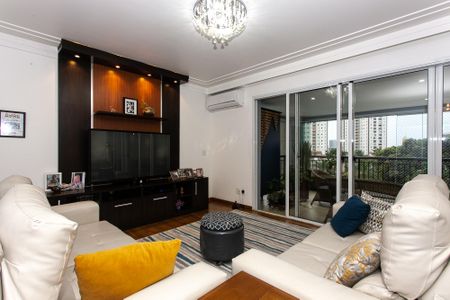 Apartamento para alugar com 192m², 4 quartos e 3 vagas Apartamento para alugar com 192m², 4 quartos e 3 vagasSala