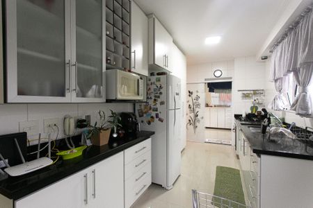 Apartamento para alugar com 192m², 4 quartos e 3 vagas Apartamento para alugar com 192m², 4 quartos e 3 vagasCozinha