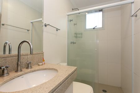 Apartamento para alugar com 192m², 4 quartos e 3 vagas Apartamento para alugar com 192m², 4 quartos e 3 vagasBanheiro 1