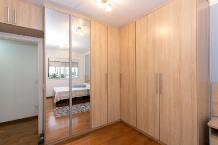 Apartamento para alugar com 192m², 4 quartos e 3 vagas Apartamento para alugar com 192m², 4 quartos e 3 vagasSuíte