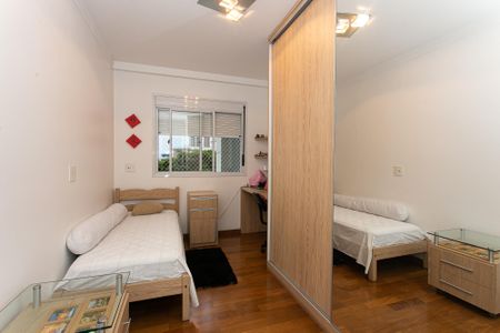 Apartamento para alugar com 192m², 4 quartos e 3 vagas Apartamento para alugar com 192m², 4 quartos e 3 vagasQuarto 2