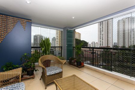 Apartamento para alugar com 192m², 4 quartos e 3 vagas Apartamento para alugar com 192m², 4 quartos e 3 vagasVaranda gourmet