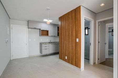Sala de apartamento à venda com 2 quartos, 56m² em Parque das Nações, Santo André