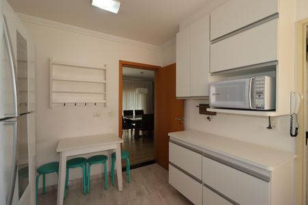 Apartamento à venda com 122m², 3 quartos e 3 vagasCozinha