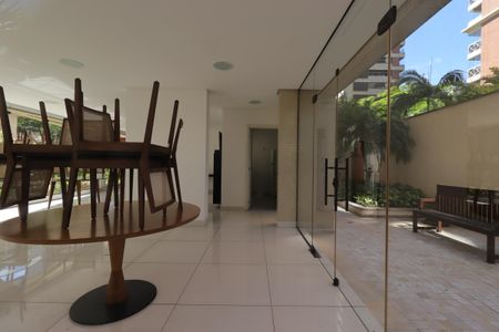 Apartamento à venda com 122m², 3 quartos e 3 vagasÁrea Comum - Salão de Festa