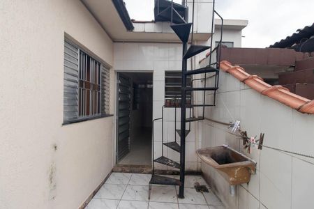 Casa para alugar com 40m², 1 quarto e sem vagaQuintal