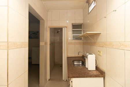 Cozinha de casa para alugar com 1 quarto, 40m² em Vila Nivi, São Paulo