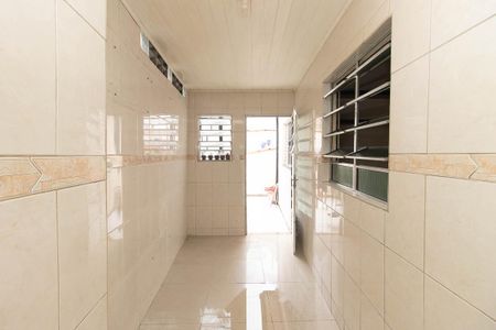 Cozinha de casa para alugar com 1 quarto, 40m² em Vila Nivi, São Paulo