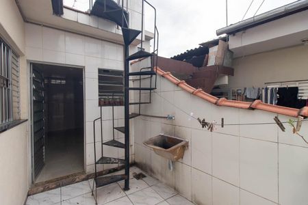 Casa para alugar com 40m², 1 quarto e sem vagaQuintal