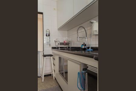 Apartamento à venda com 70m², 3 quartos e 2 vagasCozinha