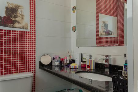 Apartamento à venda com 70m², 3 quartos e 2 vagasBanheiro da Suíte 1