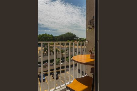 Apartamento à venda com 70m², 3 quartos e 2 vagasVaranda